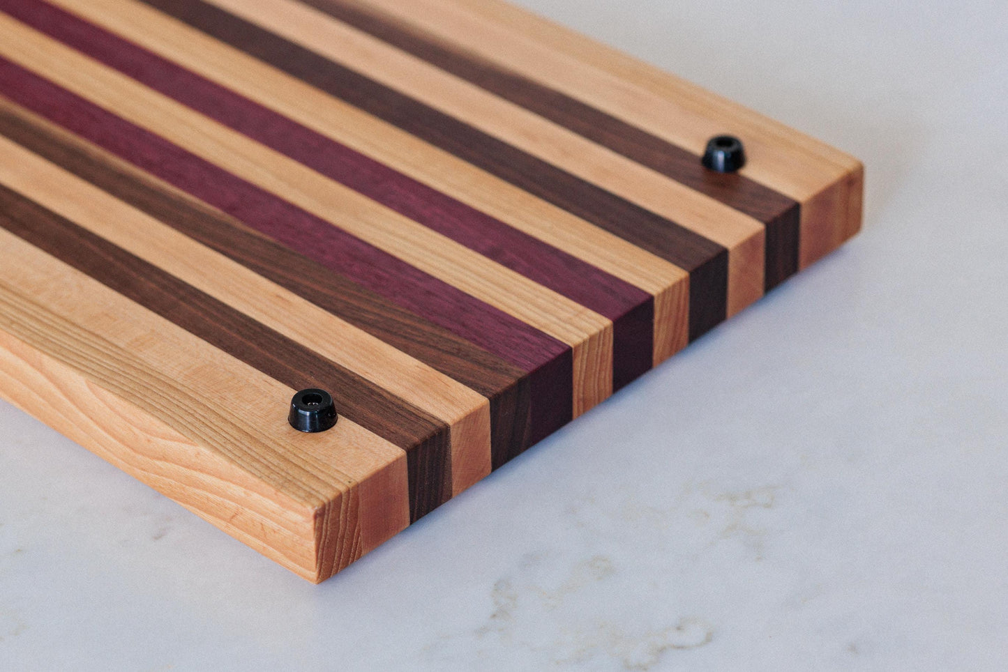 Large Hardwood cutting board with juice groove! Walnut, purple heart, hickory, hard maple, and cherry. 17"x10.5"x1.5"