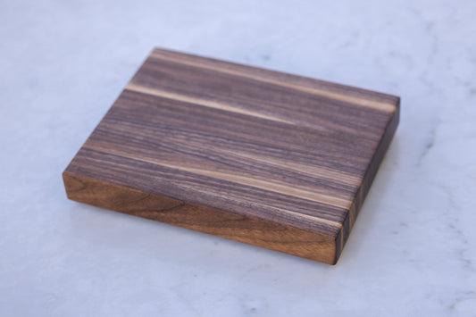 Small Hardwood (Walnut) Cutting BOARD. A perfect Christmas gift. Approx. 10"x9"x1.25"
